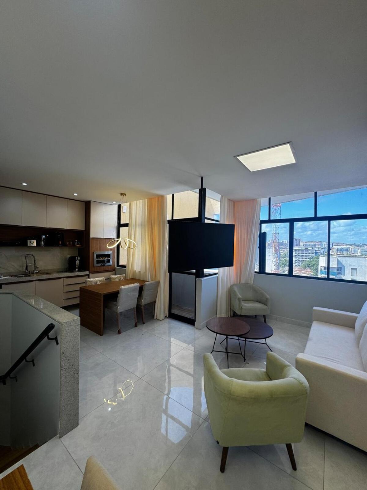 Apartamento Cobertura Com Dois Quartos - Piscina Privativa- Beira Mar *