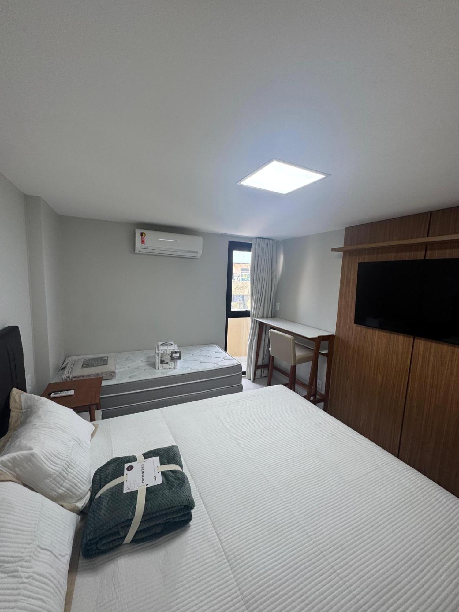 Apartamento Cobertura Com Dois Quartos - Piscina Privativa- Beira Mar Maceió