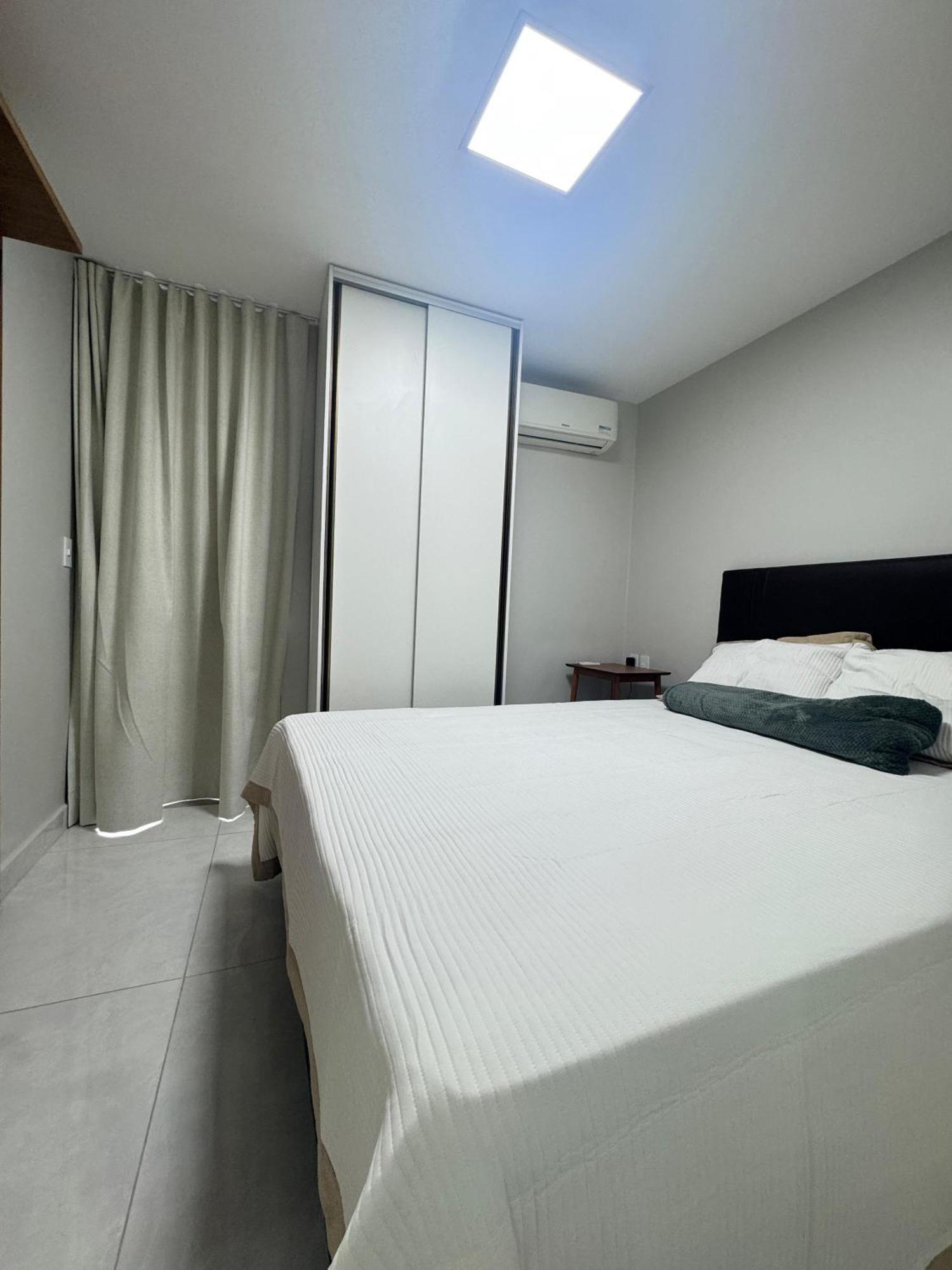 Apartamento Cobertura Com Dois Quartos - Piscina Privativa- Beira Mar