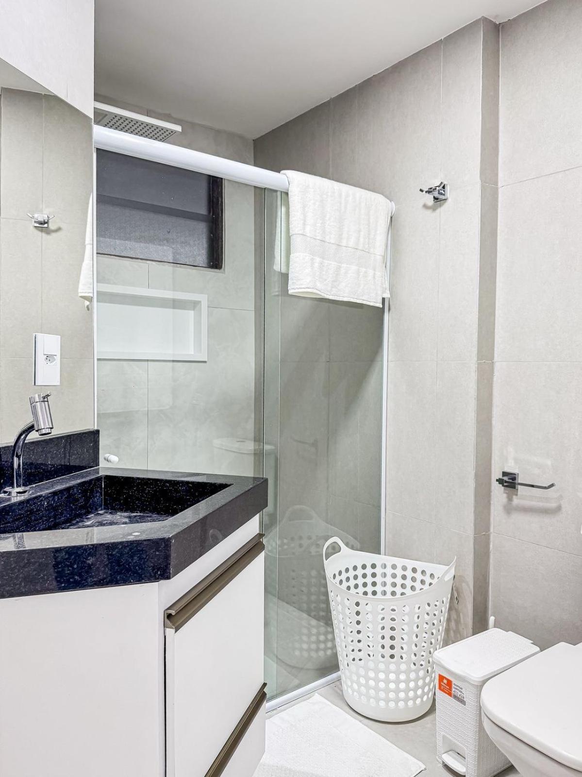 Cobertura Com Dois Quartos - Piscina Privativa- Beira Mar Apartamento *