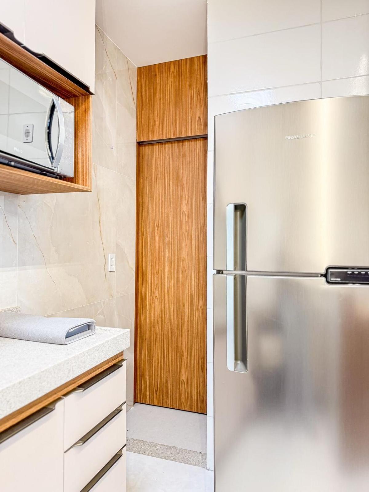 Apartamento Cobertura Com Dois Quartos - Piscina Privativa- Beira Mar *